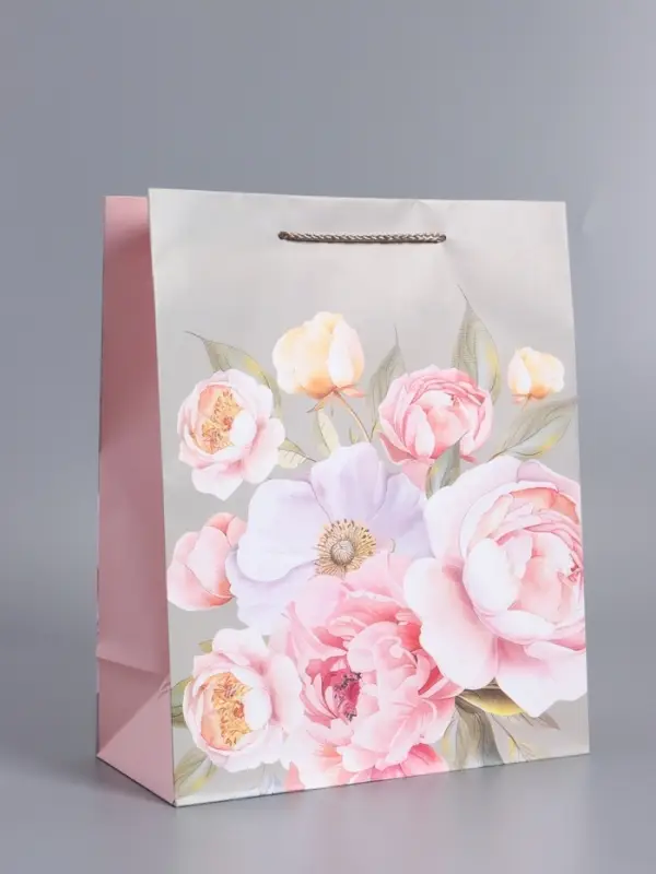 Пакет подарочный ламинированный "Нежность в цветах" 26 х 12 х 32 см