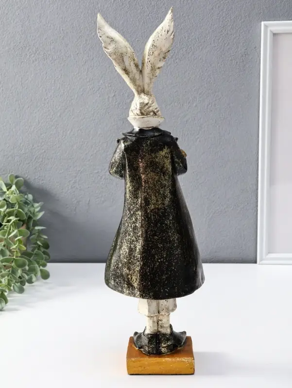 Сувенир полистоун "Заяц с чашкой чая" 13,5х11х46,5 см