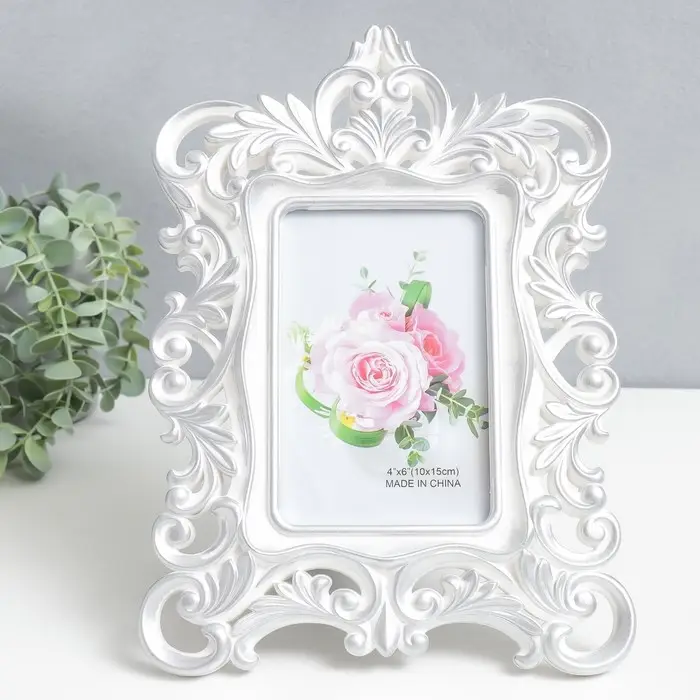 Фоторамка пластик 10х15 см Фоторамка пластик 10х15 см "Королевские пышные листья" серебро 28х20,5 см