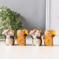 Сувенир полистоун "Осенние ёжики" набор 4 шт 3,7х5х6,2 см