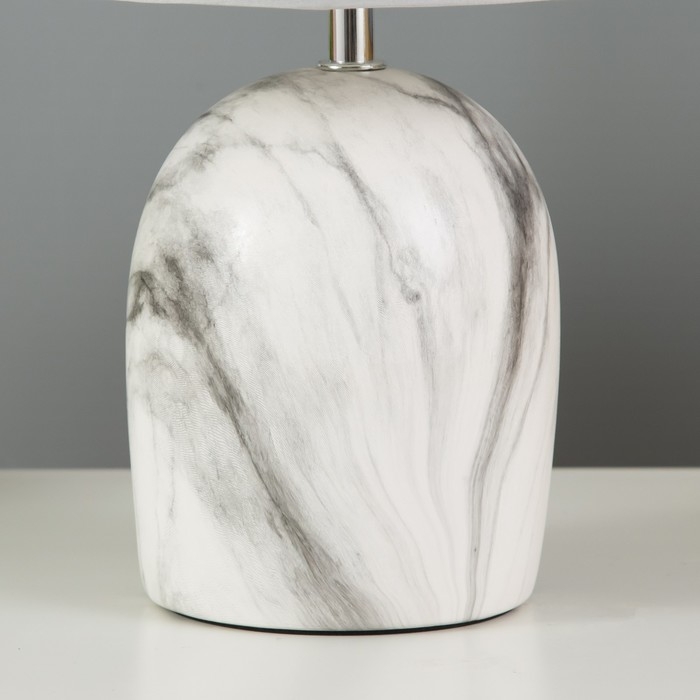 Настольная лампа Настольная лампа "Вудланд" E14 40Вт белый-серый23х23х35 см RISALUX