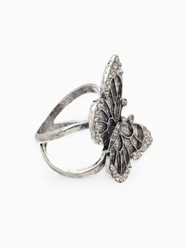 Кольцо для платка Кольцо для платка "Бабочка", цвет белый в чернёном серебре