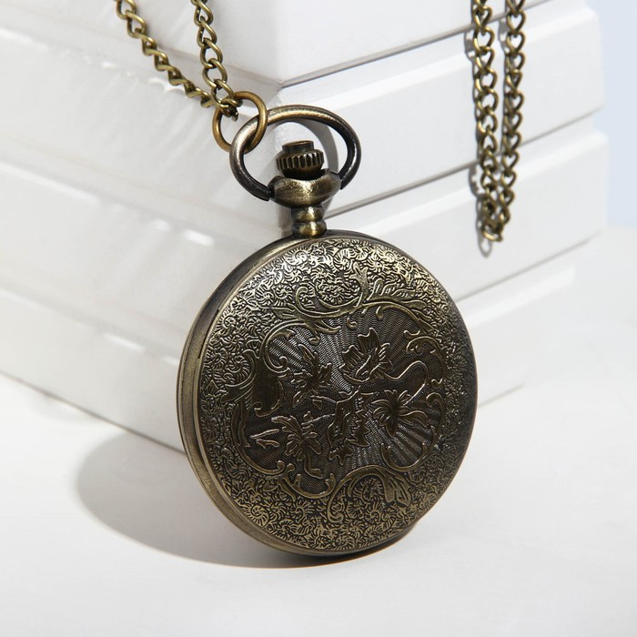 Часы карманные Часы карманные "Двуглавый орел", кварцевые, d циферблата-4 см, 5 х 4.5 см