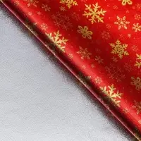 Плёнка упаковочная новогодняя фольгированная &laquo;Снежинки&raquo;, 70&times;50 см, красный