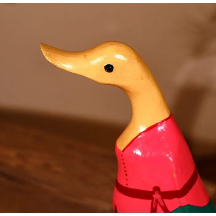 Сувенир &laquo;Утка в сланцах&raquo;, 25 см, дерево