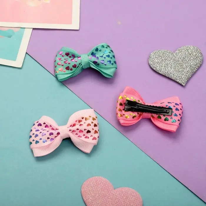 Зажим для волос  Зажим для волос "Бантик" сердечки голография, 6 см