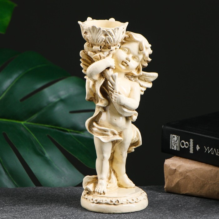 Подсвечник  Подсвечник "Ангелочек" в правой руке, слоновая кость 14х8х22см