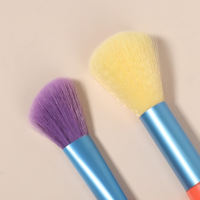 Набор кистей для макияжа «PENCIL», 5 предметов, разноцветные Набор кистей для макияжа «PENCIL», 5 предметов, разноцветные