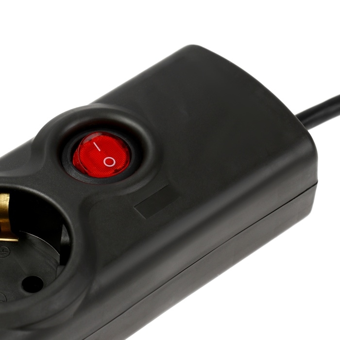 Сетевой фильтр Luazon Lighting, 5 розеток, 3 м, 2200 Вт, 3х0.75 мм2, 10 A, 220 В, c предохранителем, черный Сетевой фильтр Luazon Lighting, 5 розеток, 3 м, 2200 Вт, 3х0.75 мм2, 10 A, 220 В, c предохранителем, черный