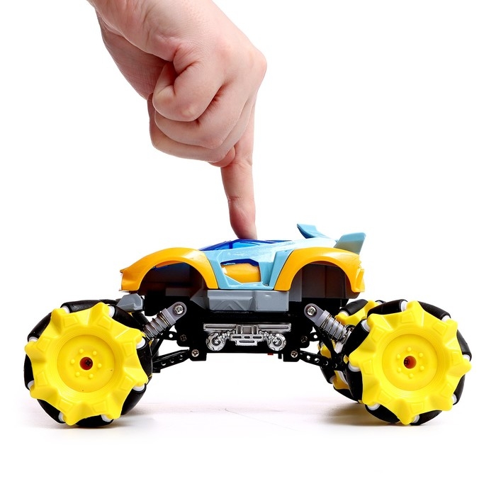 Джип радиоуправляемый DRIFT, 4WD, дрифт, работает от аккумулятора, цвет жёлтый Джип радиоуправляемый DRIFT, 4WD, дрифт, работает от аккумулятора, цвет жёлтый