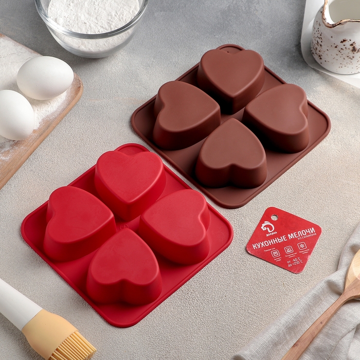Форма для выпечки Доляна &laquo;Сердца&raquo;, силикон, 16&times;16 см, 4 ячейки (7&times;7&times;3 см), цвет красный