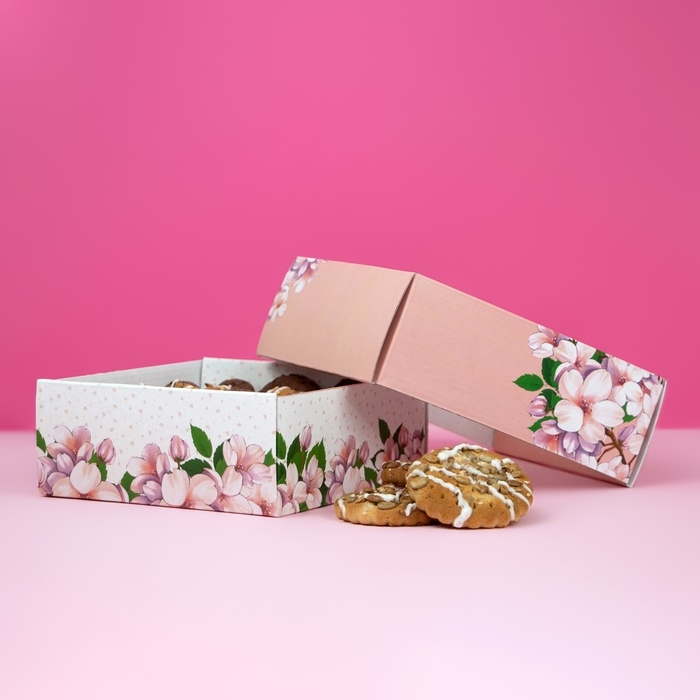 Коробка самосборная, крышка-дно, с окном, Коробка самосборная, крышка-дно, с окном,"Пусть в твоём сердце всегда будет весна" 14,5 х 14