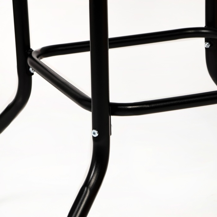 Набор садовой мебели: Стол квадратный 80 х 80 х 73 см и 2 стула коричневого цвета Набор садовой мебели: Стол квадратный 80 х 80 х 73 см и 2 стула коричневого цвета