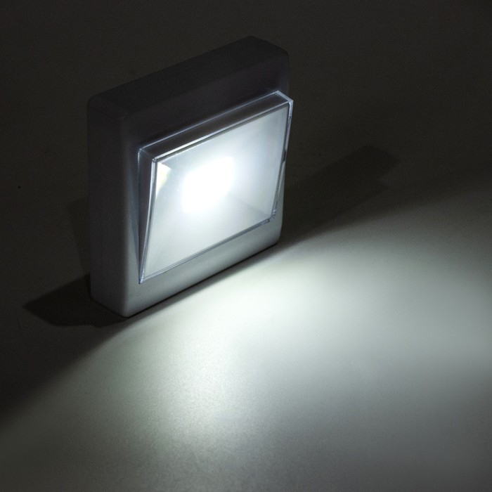 Фонарь-светильник  Фонарь-светильник "Мастер К", 3 Вт, COB, 3 ААА, магнит, липучка, 8.6 х 3 см