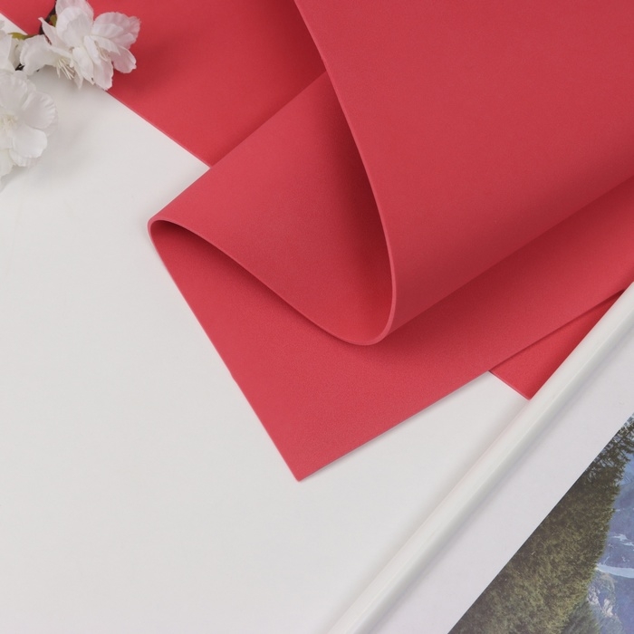 Фоамиран иранский 2 мм (Кармин /160) 60х70 см Фоамиран иранский 2 мм (Кармин /160) 60х70 см