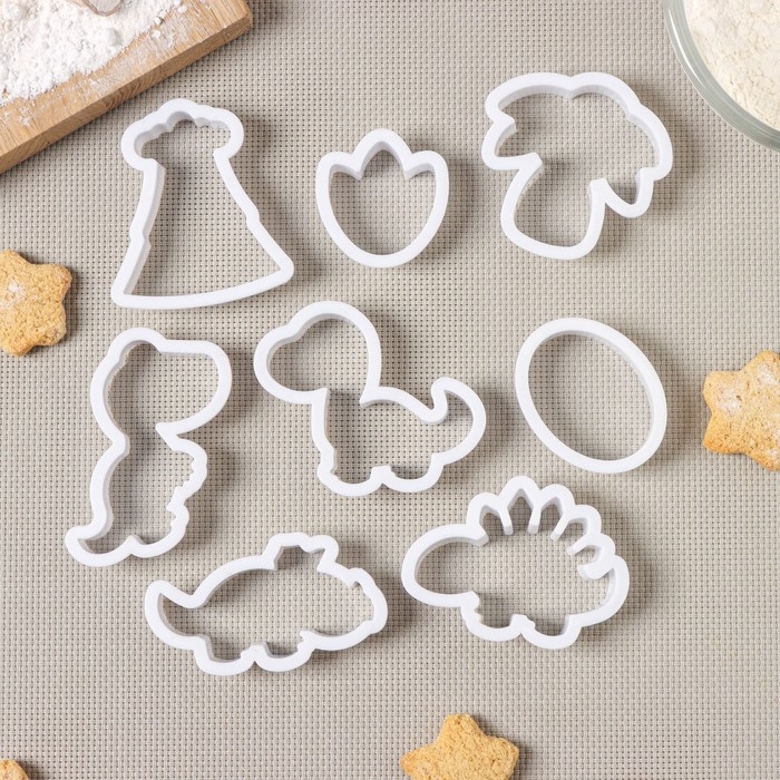 Набор форм для печенья Доляна «Хищные динозавры», 8 шт, цвет белый Набор форм для печенья Доляна «Хищные динозавры», 8 шт, цвет белый