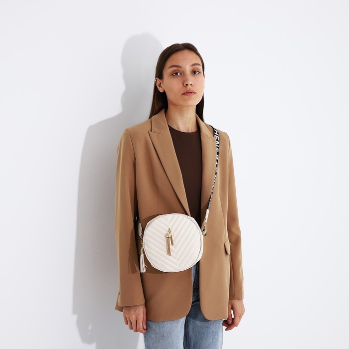 Сумка кросс-боди на молнии, цвет белый Сумка кросс-боди на молнии, цвет белый