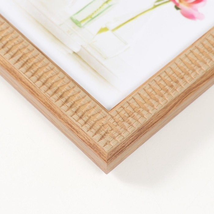 Фоторамка пластик 10х15 см Фоторамка пластик 10х15 см "Вытянутый ромб из дерева" 12х17 см