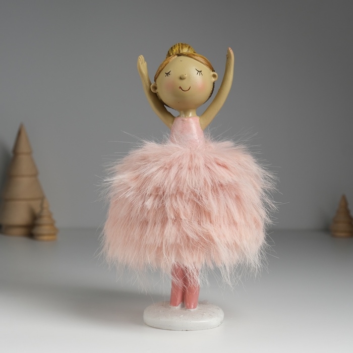 Сувенир полистоун  Сувенир полистоун "Балерина в меховой розовой пачке" 11х10х19,5 см