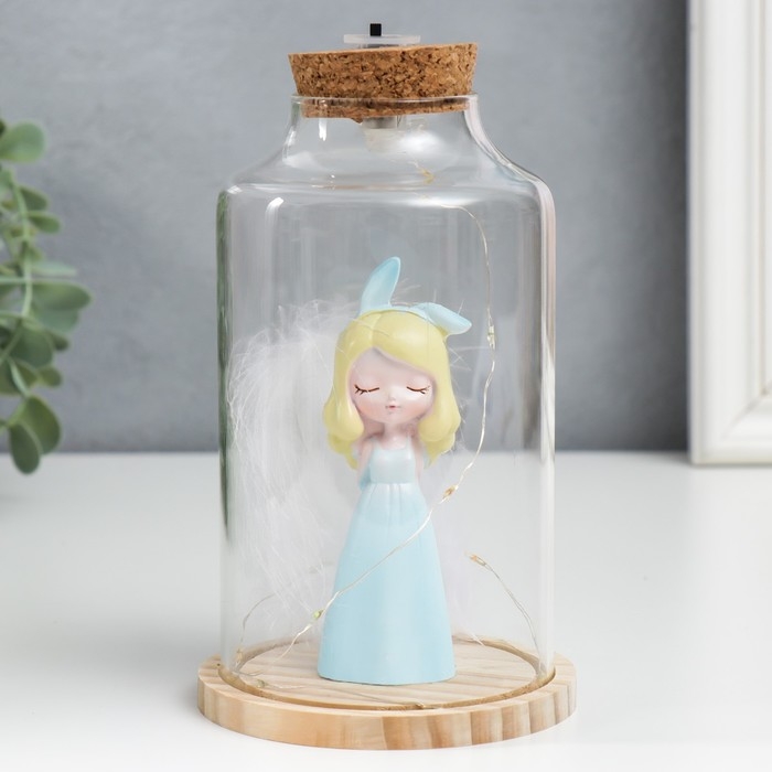 Сувенир полистоун световой  Сувенир полистоун световой "Девочка в голубом с ушками и пером" 10х10х17,5 см