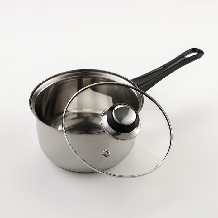 Набор посуды из нержавеющей стали «Чёрная ночь», 8 предметов: ковш 1,5 л, 2 кастрюли 2/3 л, сковорода d=24 см, крышки, стенки 0,3 мм, дно 5 мм Набор посуды из нержавеющей стали «Чёрная ночь», 8 предметов: ковш 1,5 л, 2 кастрюли 2/3 л, сковорода d=24 см, крышки, стенки 0,3 мм, дно 5 мм