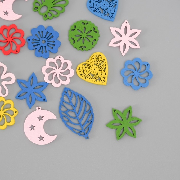 Декор для творчества дерево Декор для творчества дерево "Резное ассорти" цветной набор 20 шт 2х2,5 см