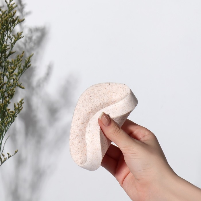 Спонж для умывания «Умывашка», 11 × 8,7 × 2 см, цвет бежевый Спонж для умывания «Умывашка», 11 × 8,7 × 2 см, цвет бежевый