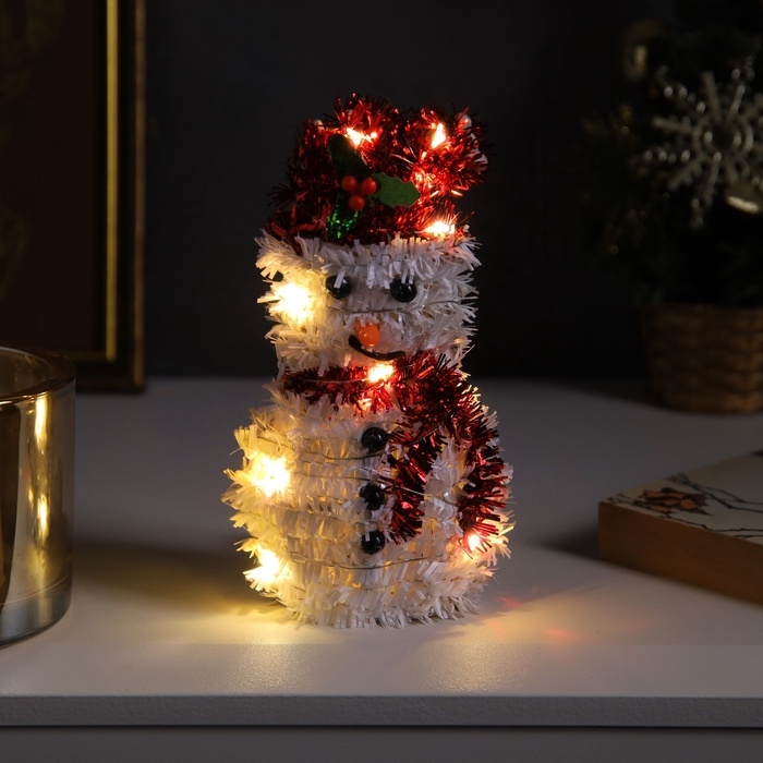 Светодиодная фигура из мишуры «Снеговик в красном» 16 × 9 см, 10 LED, батарейки AG10х3 (в комплекте), свечение тёплое белое Светодиодная фигура из мишуры «Снеговик в красном» 16 × 9 см, 10 LED, батарейки AG10х3 (в комплекте), свечение тёплое белое