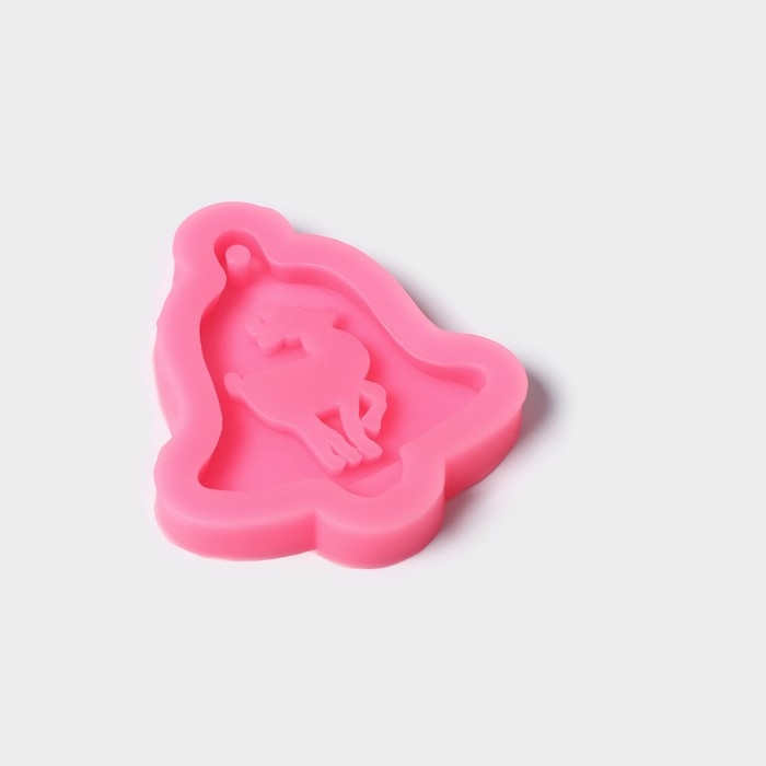 Молд новогодний «Колокольчик оленя», силикон, 10×9×1,5 см, цвет МИКС Молд новогодний «Колокольчик оленя», силикон, 10×9×1,5 см, цвет МИКС