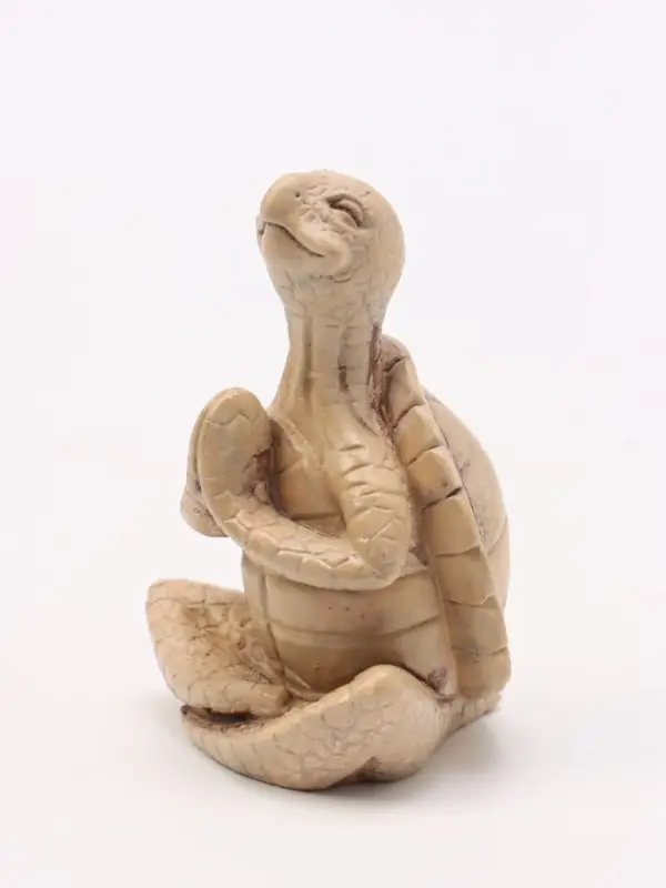 Фигурка декоративная &laquo;Черепаха Нирвана&raquo;, 8&times;6&times;4 см, слоновая кость