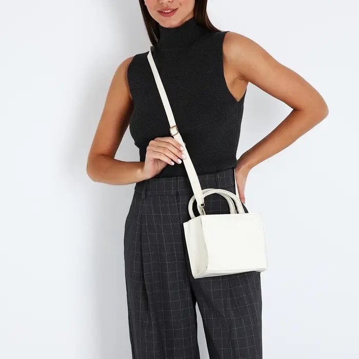 Сумка женская тоут на магните, 14.5&times;9.5&times;16 см, белая