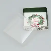 Коробка для макарун «Чудо обязательно случится», венок, 12 х 12 х 3.5 см