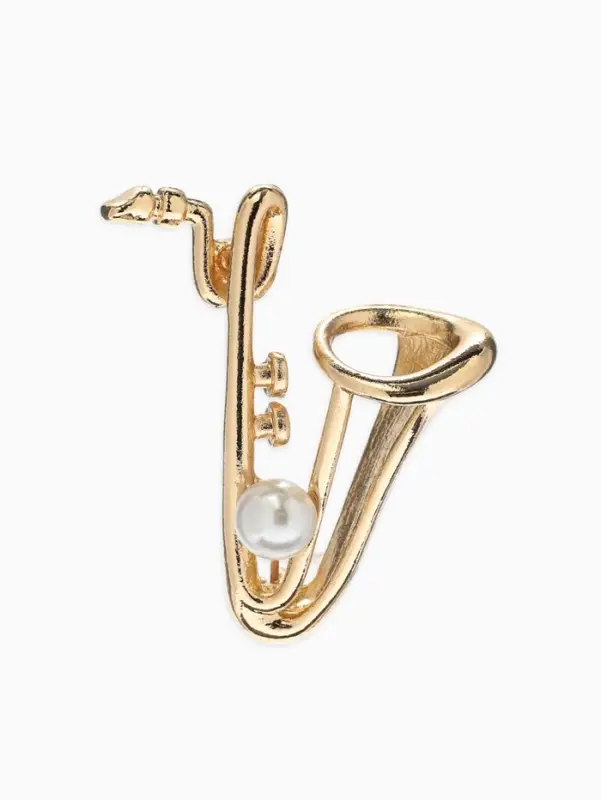 Брошь &laquo;Саксофон&raquo;, музыка, жемчуг, цвет белый в золоте