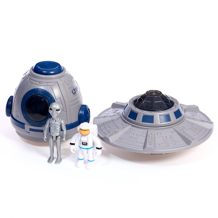 Игровой набор &laquo;Космические приключения&raquo;, летающая тарелка, капсула, фигурки 2 шт., свет, звук