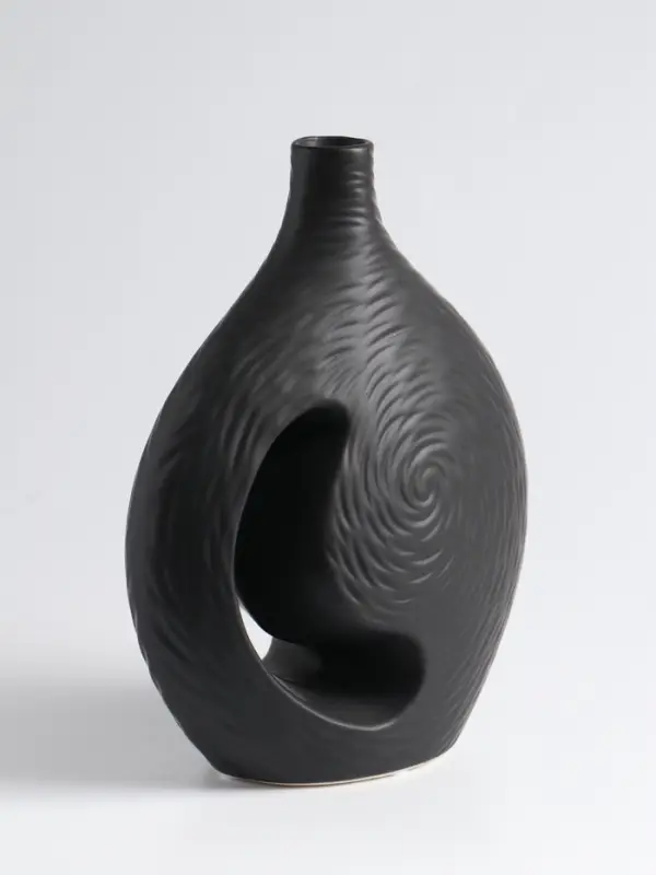Ваза «Невада», 23×16.5 см, керамика, чёрная Ваза «Невада», 23×16.5 см, керамика, чёрная