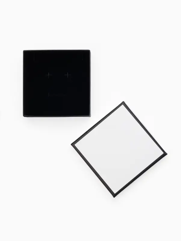 Коробочка подарочная под набор  Коробочка подарочная под набор "Стиль", 9*9 см, цвет чёрно-белый