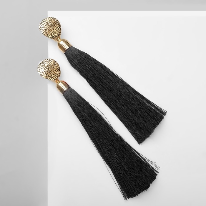Серьги «Кисти» классика, цвет чёрный в золоте, L кисти 9,5 см Серьги «Кисти» классика, цвет чёрный в золоте, L кисти 9,5 см