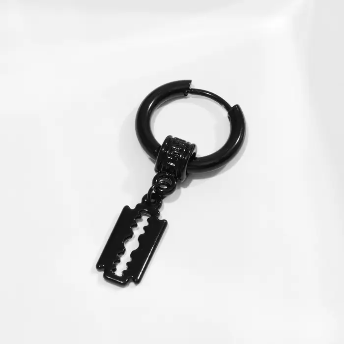 Пирсинг в ухо «Кольцо» лезвие, d=13 мм, чёрный Пирсинг в ухо «Кольцо» лезвие, d=13 мм, чёрный