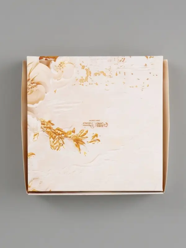 Коробка подарочная с окном &laquo;Счастье в тебе&raquo;, 20&times;20&times;4 см, самосборная