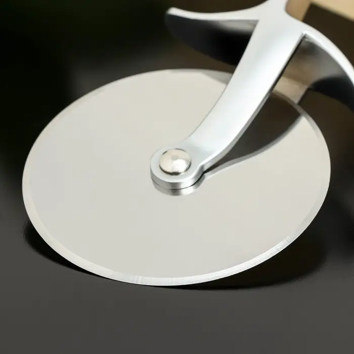 Нож для пиццы и теста Доляна Shapes, цвет серебряный Нож для пиццы и теста Доляна Shapes, цвет серебряный