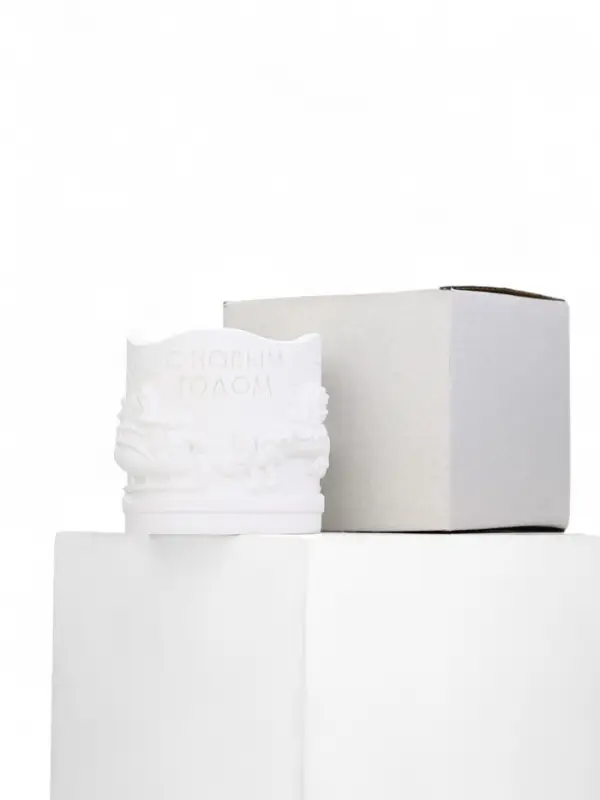 Свеча ароматическая гипс «Новый год», аромат сандал