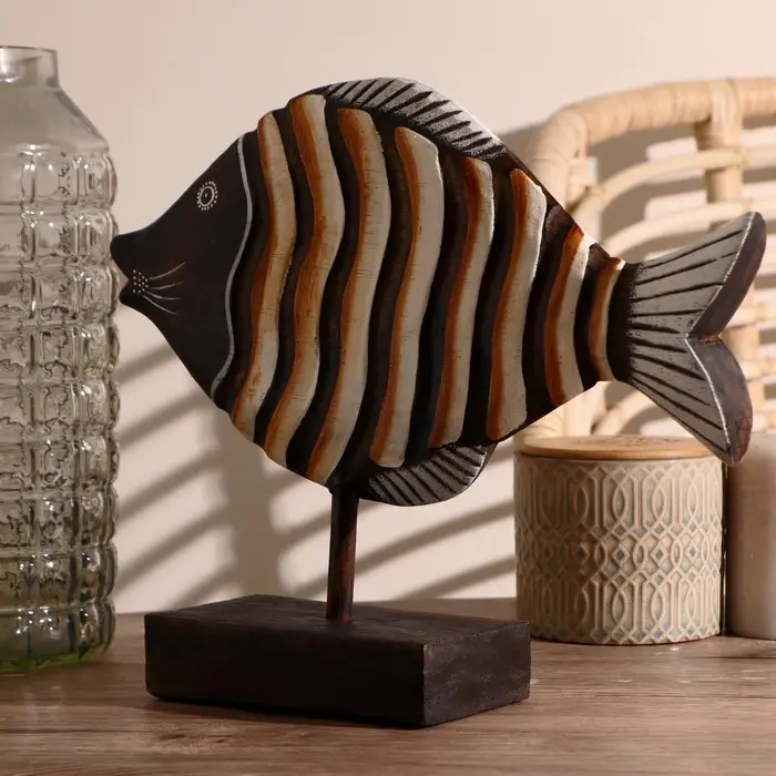 Сувенир "Рыба коричневая" дерево, на подставке 30х10х30 см