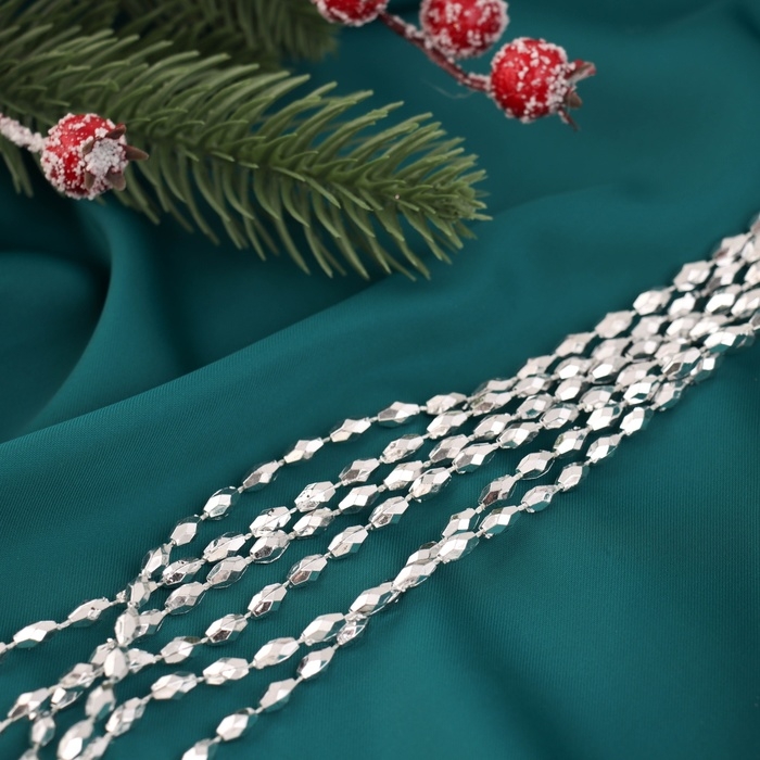 Бусы на ёлку 2 м d-3 мм Бусы на ёлку 2 м d-3 мм "Овалы грани" серебро