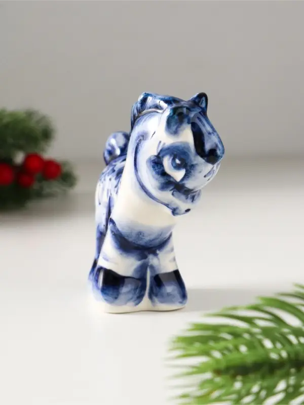 Сувенир Конь Яхонт, 8х8,5х3,5 см, гжель Сувенир Конь Яхонт, 8х8,5х3,5 см, гжель