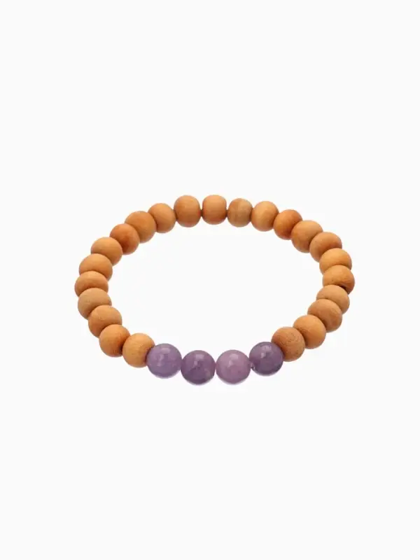 Браслет из сандалового дерева с агатом, длина 18 см, цв. сиреневый Браслет из сандалового дерева с агатом, длина 18 см, цв. сиреневый