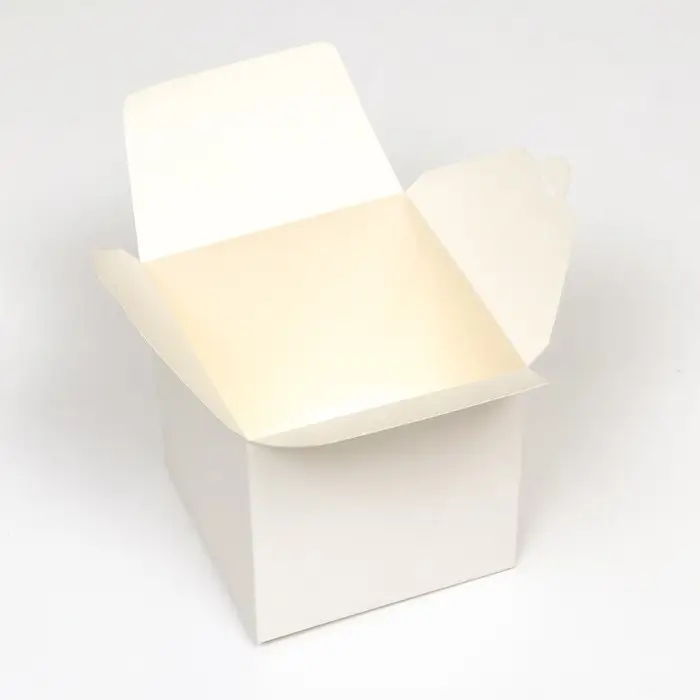 Коробка складная, квадратная, белая, 12×12×12 см Коробка складная, квадратная, белая, 12×12×12 см