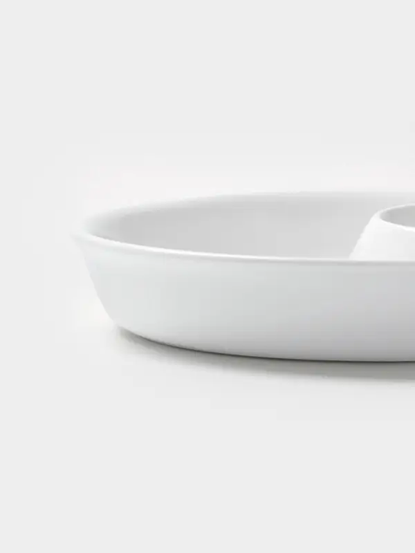 Блюдо Hanna Kn&ouml;vell, 1 л/160 мл, d=25 см, с секцией для соуса, фарфор, белое