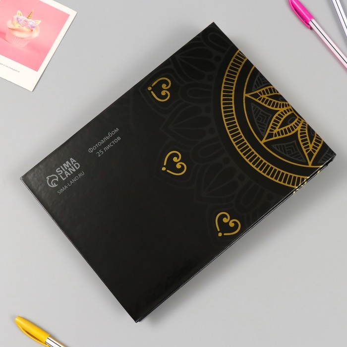 Фотоальбом 25 листов (уголки+кольца) Namaste золото 19х27х3 см Фотоальбом 25 листов (уголки+кольца) Namaste золото 19х27х3 см