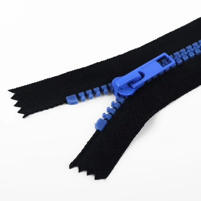 Молния «Трактор», №5, неразъёмная, замок автомат, 18 см, чёрная, синяя Молния «Трактор», №5, неразъёмная, замок автомат, 18 см, чёрная, синяя