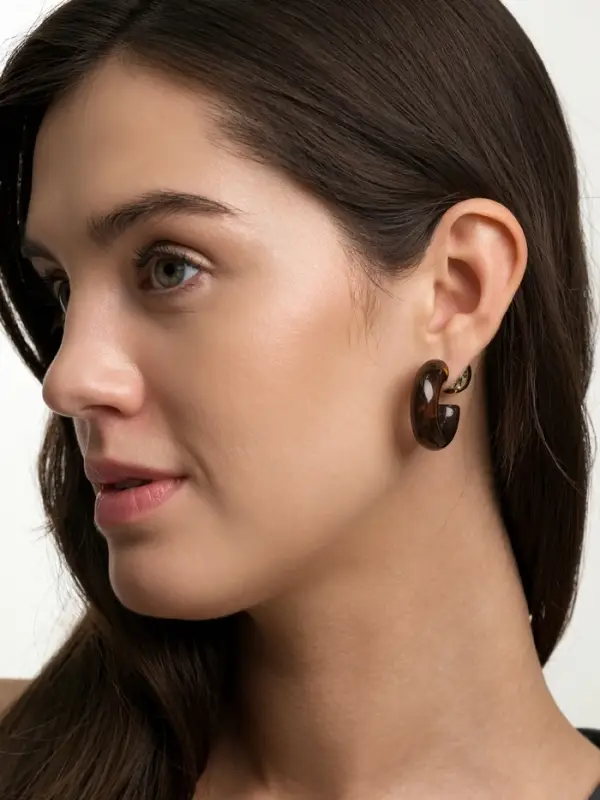 Серьги акрил &laquo;Полукольцо с бусиной №14&raquo;, коричневые в золоте